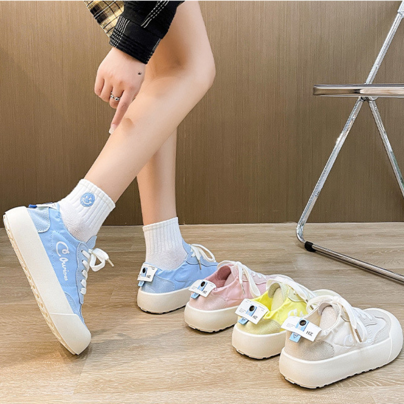 Γυναικεία παπούτσια μόδας Μονόχρωμα Μονόχρωμα Γυναικεία παπούτσια 2023 Άνοιξη Καλοκαίρι Νέα γυναικεία καμβά αναπνέοντα casual αθλητικά παπούτσια