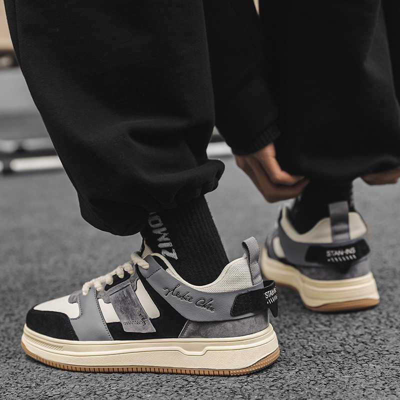 Kevad-sügis Pruunid Tursked meeste vabaajajalatsid Mood Kvaliteetsed Disainertossud Meeste Mugavad meeste tossud