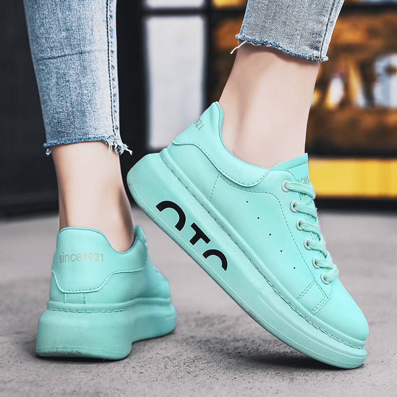 2023. aasta kevadsuvi sinised meeste paksud kingad, hingavad kerged nahast tossud, meeste rula-mood vabaajajalatsid meestele