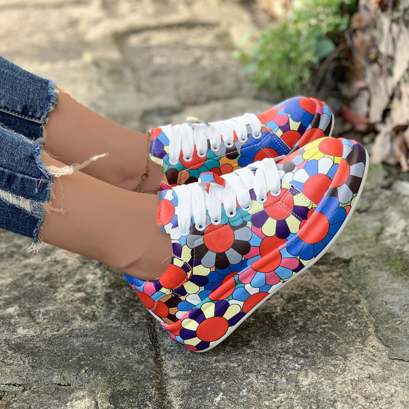 2023 Hot Sale Cipele za žene Ženske vulkanizirane cipele Jesenske cipele s okruglim prstima Mješovite boje Ženske tenisice s platformom