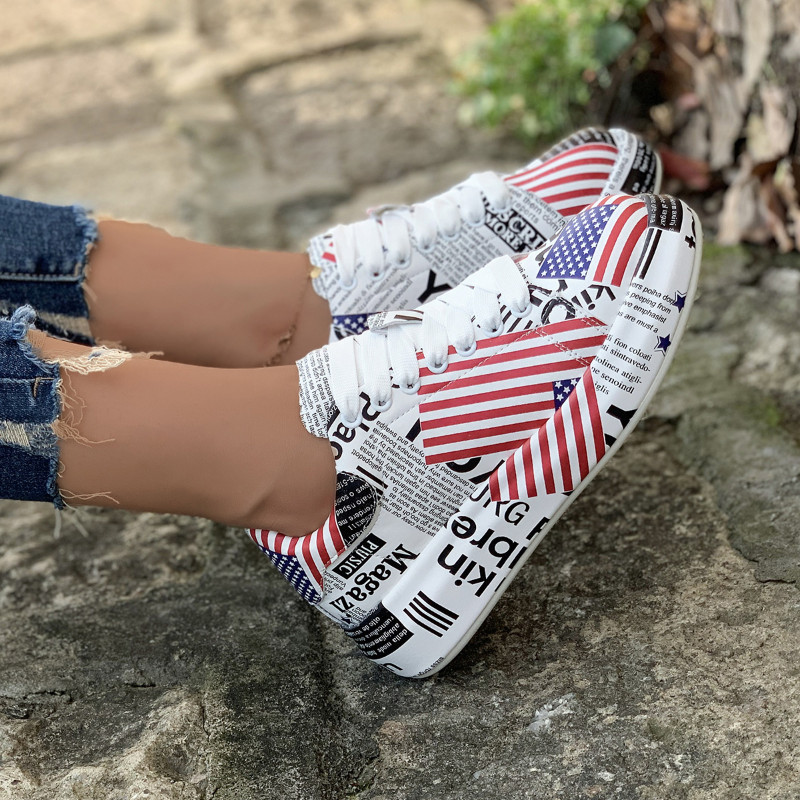 2023 Hot Sale Cipele za žene Ženske vulkanizirane cipele Jesenske cipele s okruglim prstima Mješovite boje Ženske tenisice s platformom