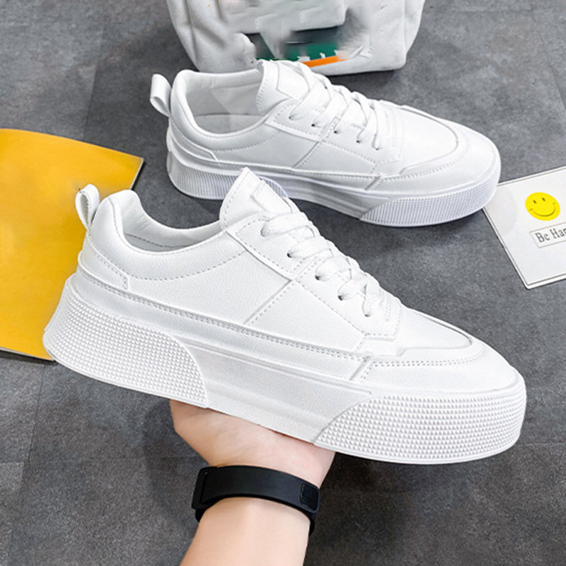 Muška obuća za slobodno vrijeme Modna muška neklizajuća obuća za sportove na otvorenom Prozračne tenisice za trčanje Mesh Masculino ravne bijele cipele na vezanje