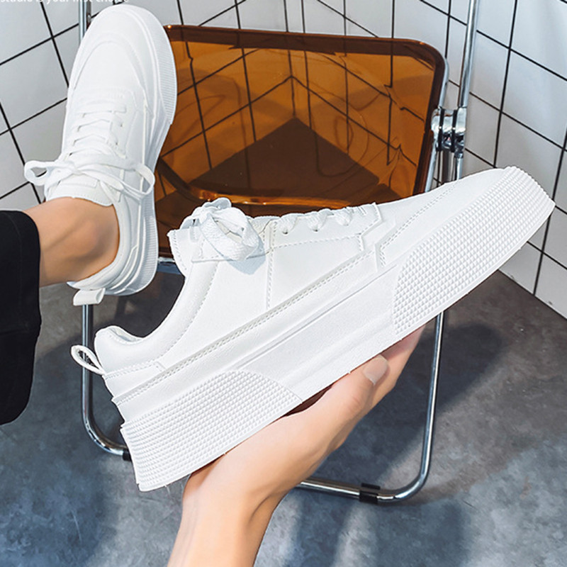 Muška obuća za slobodno vrijeme Modna muška neklizajuća obuća za sportove na otvorenom Prozračne tenisice za trčanje Mesh Masculino ravne bijele cipele na vezanje