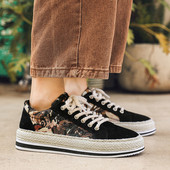 2023. aasta uued meeste vabaajajalatsid Lõuendkingad Paeltossud Hingavad meeste lamedad jalanõud Meeste vulkaniseeritud kingad Trend Zapatillas Hombre