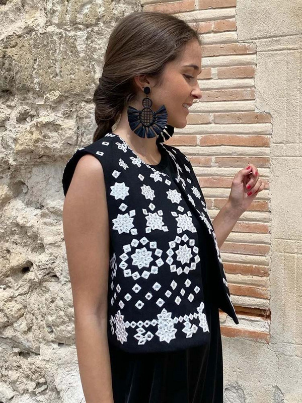 Γυναικεία Vintage Μαύρα Κεντήματα Γιλέκο Μπουφάν Summer O Neck Αμάνικα Ζακέτα 2023 Boho Loose γιλέκο διακοπών Γυναικείο τοπ