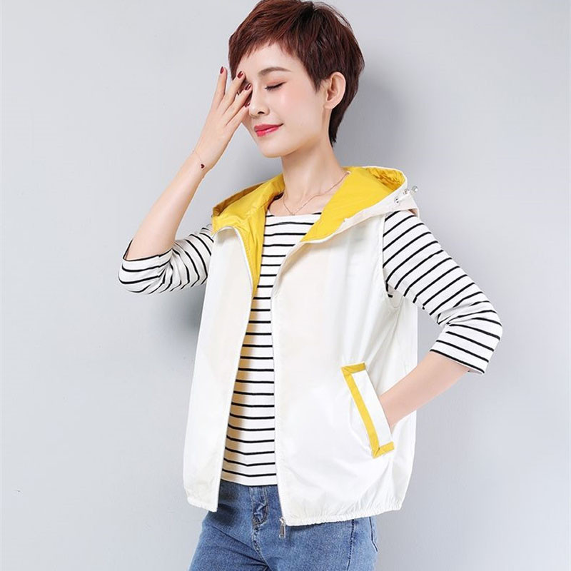 2023. aasta uus kevadsuvi naiste vest päikesekaitse kapuutsiga vest Naiste mood varrukateta joped Mantlid Naiste lühike vest ülerõivad