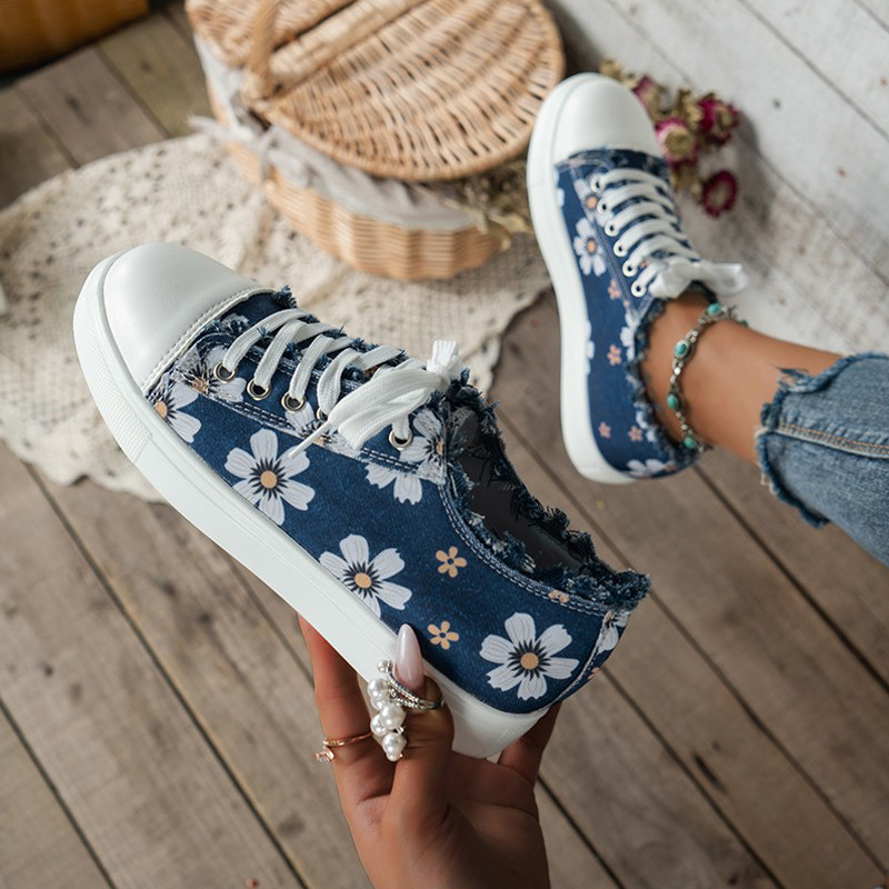 Tenisice sa slatkim cvjetnim uzorkom Ženske 2023. Novi traper platnene ravne tenisice Ženske modne dezenirane resice Nisko izrezane vulkanizirane cipele
