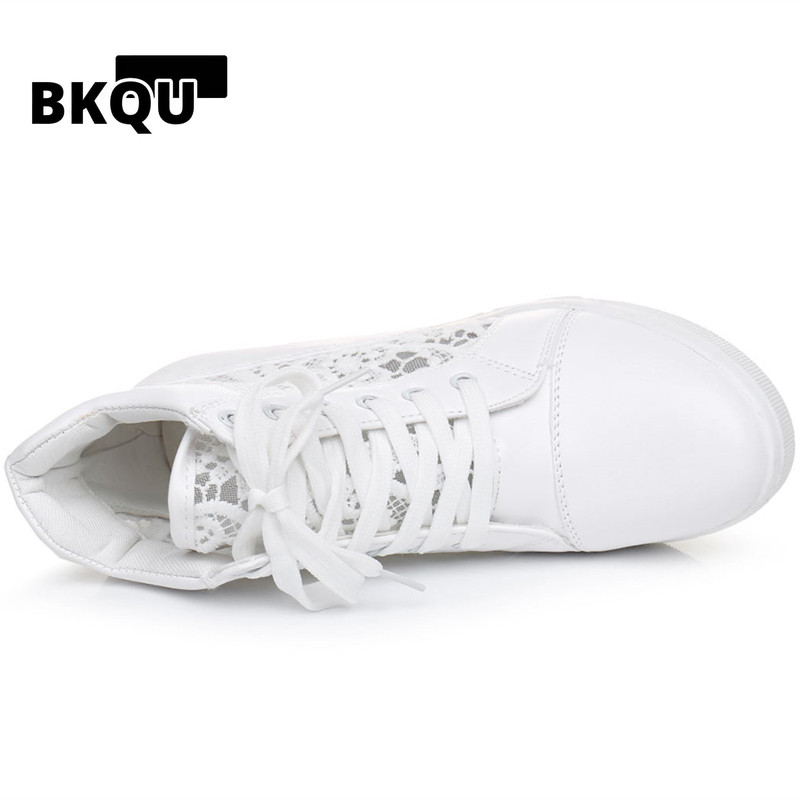 Γυναικεία πάνινα παπούτσια Wedge Πλατφόρμα Λαστιχένια Brogue Δερμάτινα ψηλοτάκουνα παπούτσια με κορδόνια ψηλά παπούτσια με μυτερά δάχτυλα αυξανόμενα Creepers Λευκό ασημί