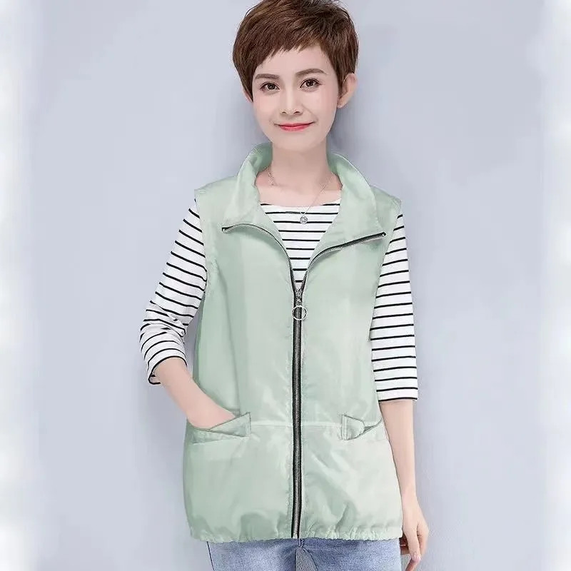 Καλοκαιρινό αντηλιακό γιλέκο 5XL 2023 Νέο μεσήλικες μοδάτα γιλέκο λεπτό γιλέκο Φαρδύ γιλέκο Γυναικείο αμάνικο μπουφάν