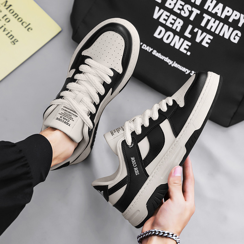 Νέα ανδρικά casual παπούτσια Απλά ανδρικά πάνινα παπούτσια Ελαφρύ PU δερμάτινο αναπνεύσιμο παπούτσι με κορδόνια λευκό επίπεδο κάτω Zapatos Para Hombres