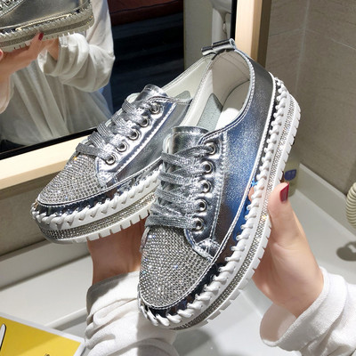Naiste kristalljalatsid 2023 kevad Mood Bing Lace Up Naiste vabaajajalatsid Mugavad ümara ninaga platvormiga tossud valged kingad