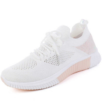 Дамски обувки 2023 Пролетни бели нови дишащи спортни мрежести универсални летни кухи ходещи летящи тъкани неплъзгащи се дамски маратонки