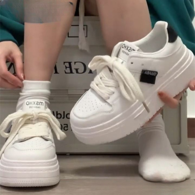 Ženske tenisice Modne sportske cipele s platformom Vulcanize Running Flat Ležerna košara Jesen Bijela platnena Lolita Kawaii Harajuku