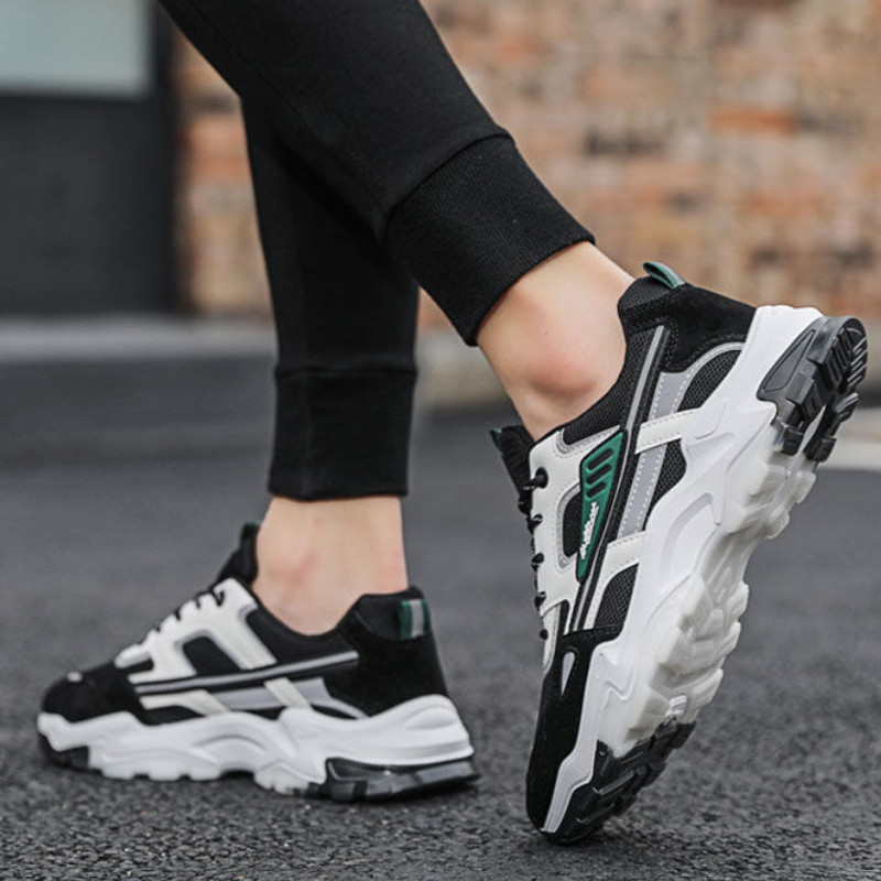 Mitmekülgne paksu põhjaga ühekordne kinga 2023 uus moodne pehme tallaga hingav kulumiskindel meeste kevad- ja sügisspordijalatsid