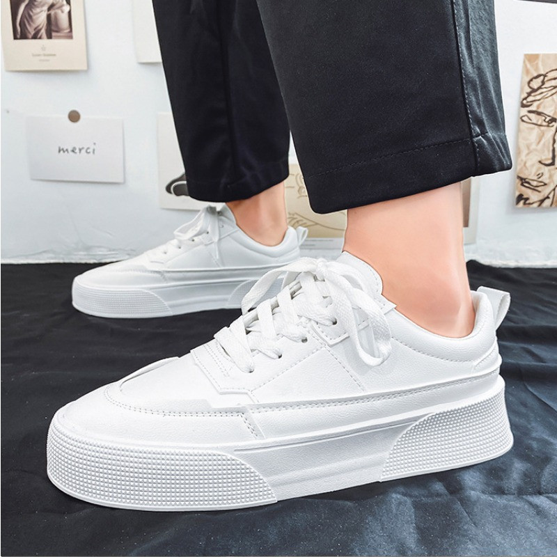 Meeste Korea versioon, väikesed valged spordijalatsid, 2023. aasta kevad- ja sügise vabaaja jooksujalatsid MenTrendi mitmekülgsed õpilasjalatsid