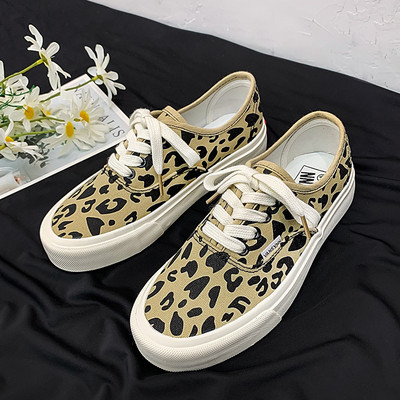 Leopardist lõuendist kingad naiste platvormtossud armsad roosad leopardimustrilised naiste kingad Mood üliõpilaste suure varba kingad Zapatos Mujer