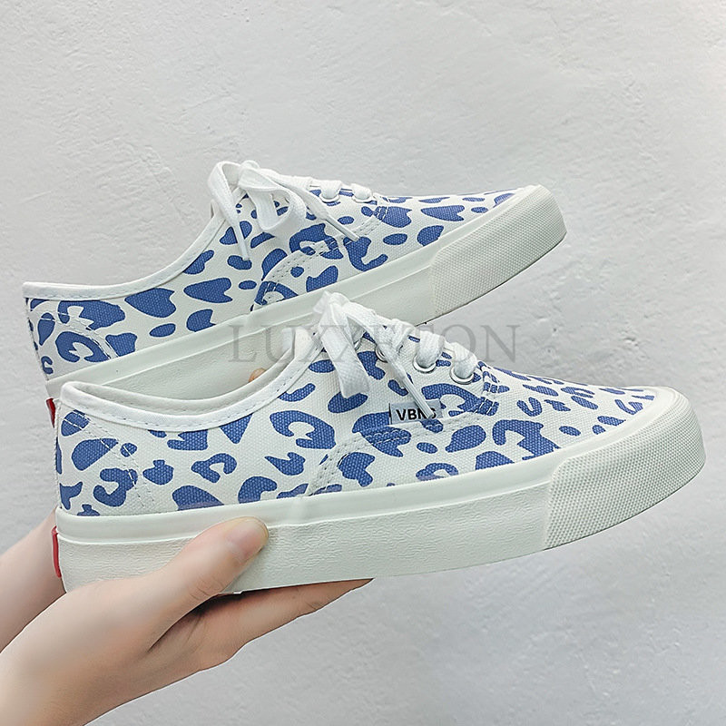 Leopardist lõuendist kingad naiste platvormtossud armsad roosad leopardimustrilised naiste kingad Mood üliõpilaste suure varba kingad Zapatos Mujer