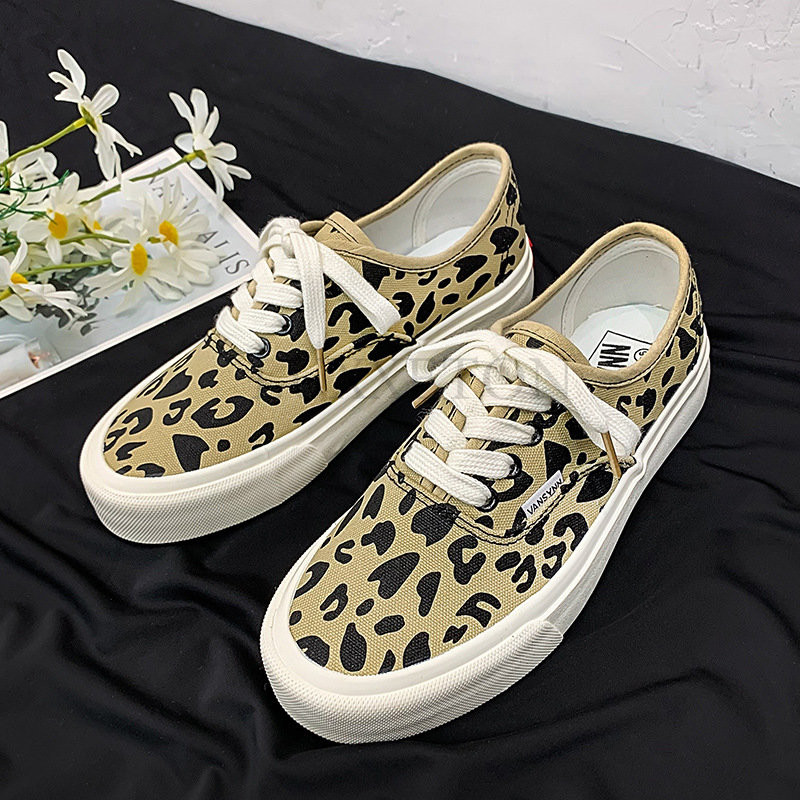 Leopardist lõuendist kingad naiste platvormtossud armsad roosad leopardimustrilised naiste kingad Mood üliõpilaste suure varba kingad Zapatos Mujer