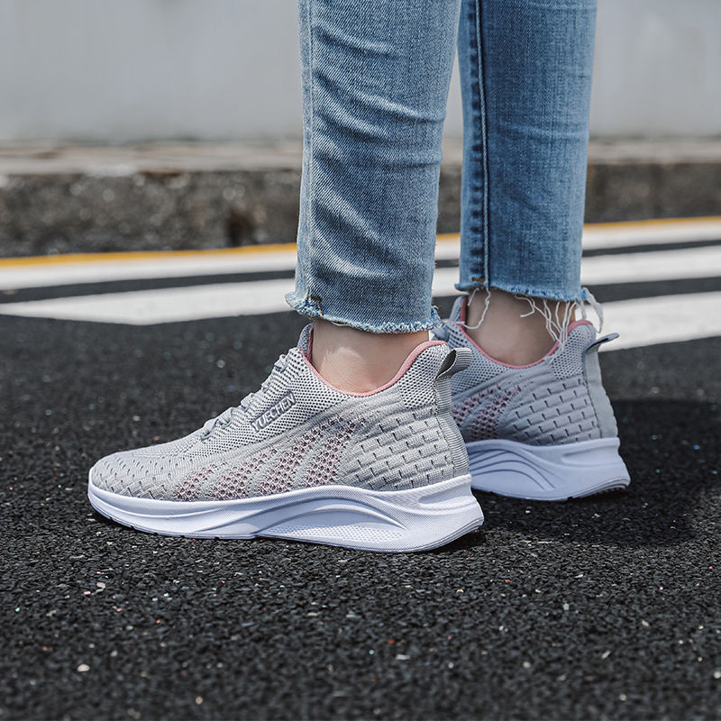 Ανοιξιάτικα και φθινοπωρινά νέα αθλητικά παπούτσια Γυναικεία δικτυωτά αναπνεύσιμα φορητά παπούτσια για τρέξιμο με μαλακό κάτω μέρος, αντιολισθητικά, casual loafers