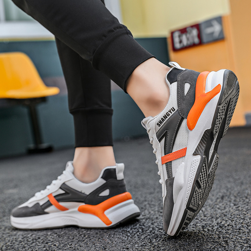 2023. aasta uued kevadised lamedad paeltega meeste spordijalatsid Moodsad libisemiskindlad välitingimustes kasutatavad mugavad Trend-hingavad massiivsed meeste kingad