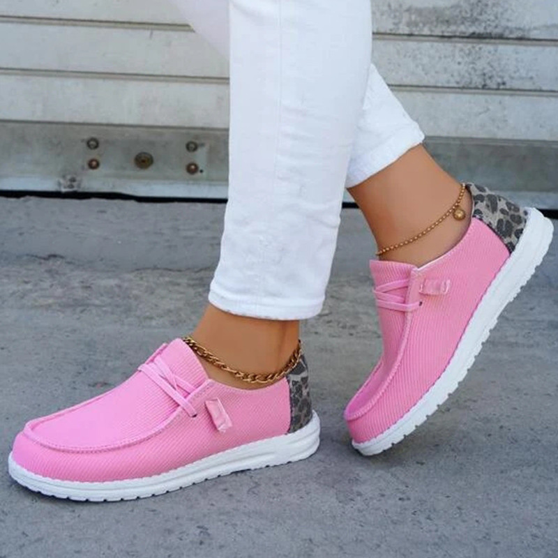 2022. aasta uued naiste vulkaniseeritud kingad, kerged lamedad kingad, suures suuruses paeltega hingavad kevad-sügis tossud. Müüa hästi naiste kingi