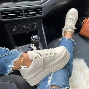 2023 Γυναικεία πάνινα παπούτσια μονόχρωμα Pu λευκά παπούτσια Skateboard με αυξημένο ύψος πλατφόρμας Βουλκανιζέ Casual Winter Lady Lady-Up Flats