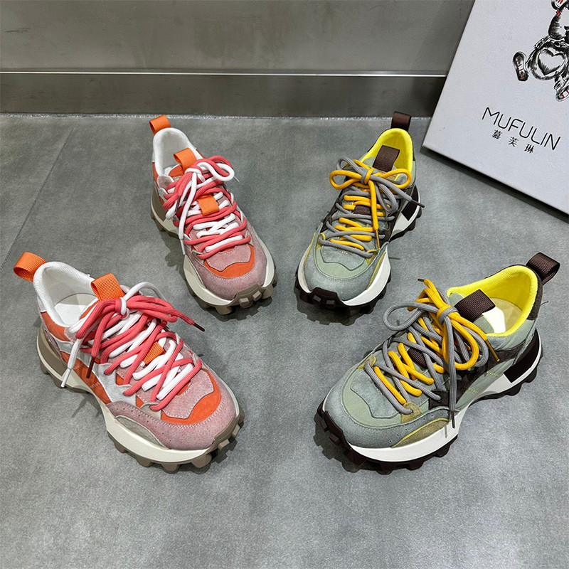 Naiste moetossud vabaaja ümmarguse otsaga tennisekingad Madalad jalutusjalatsid Naiste platvormmood hingavad Zapatillas De Mujer