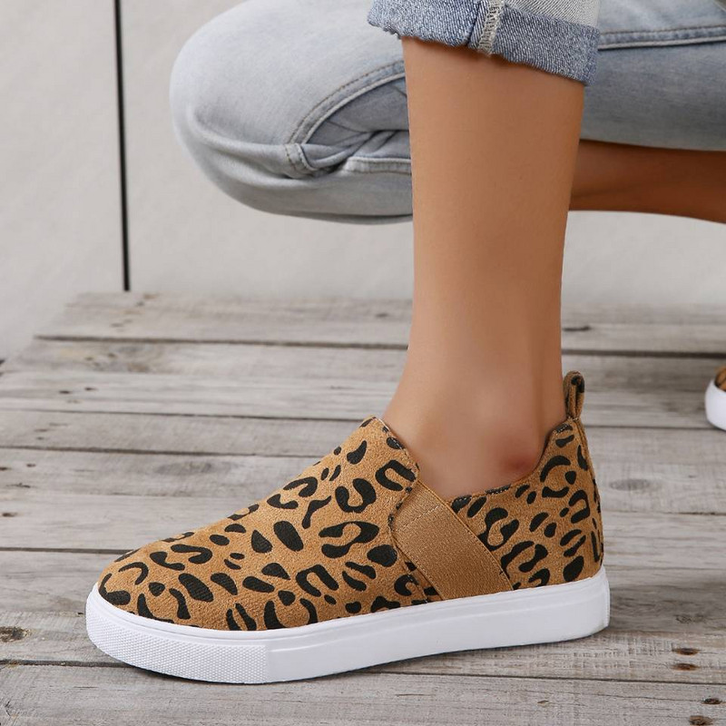 Leopard tossud Naiste nahast vulkaniseeritud jalatsid Slip on tossud Mugavad välisspordijalatsid Lamedad tossud Zapatillas Mujer