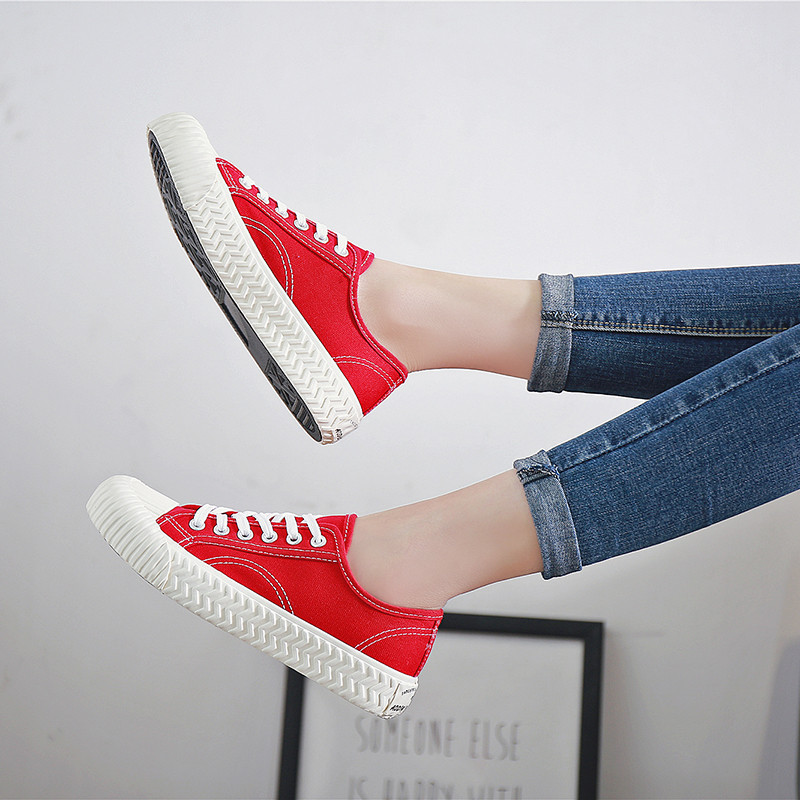 Luksusbrändi Woman Vulcanize kingad 2022 Uued naiste kingad Nööritavad madalad hingavad vabaaja lõuendist naiste kingad naistele