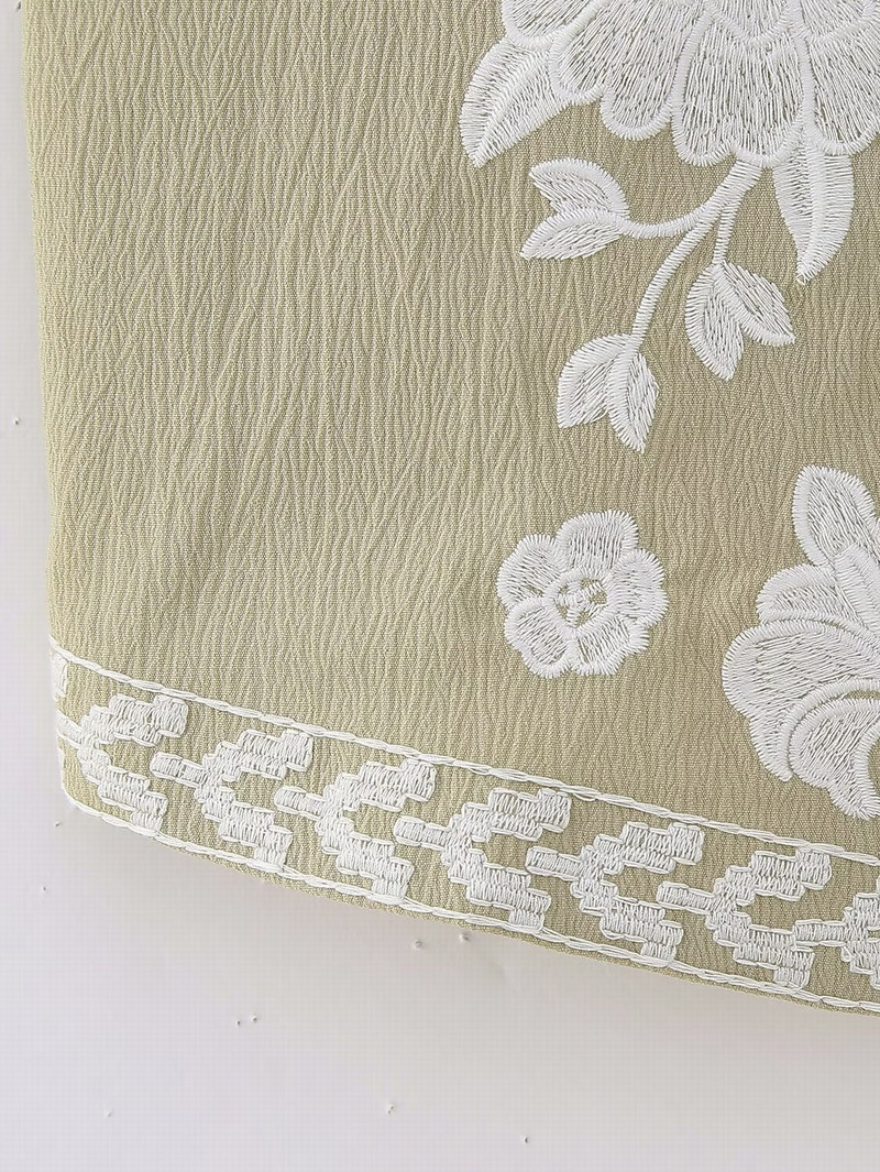 Γυναικείο γιλέκο με λουλουδάτο κέντημα 2023 Νέα ρούχα Ζεστά εκπτωτικά γιλέκο Μοντέρνα κοριτσίστικα τοπ ρούχα