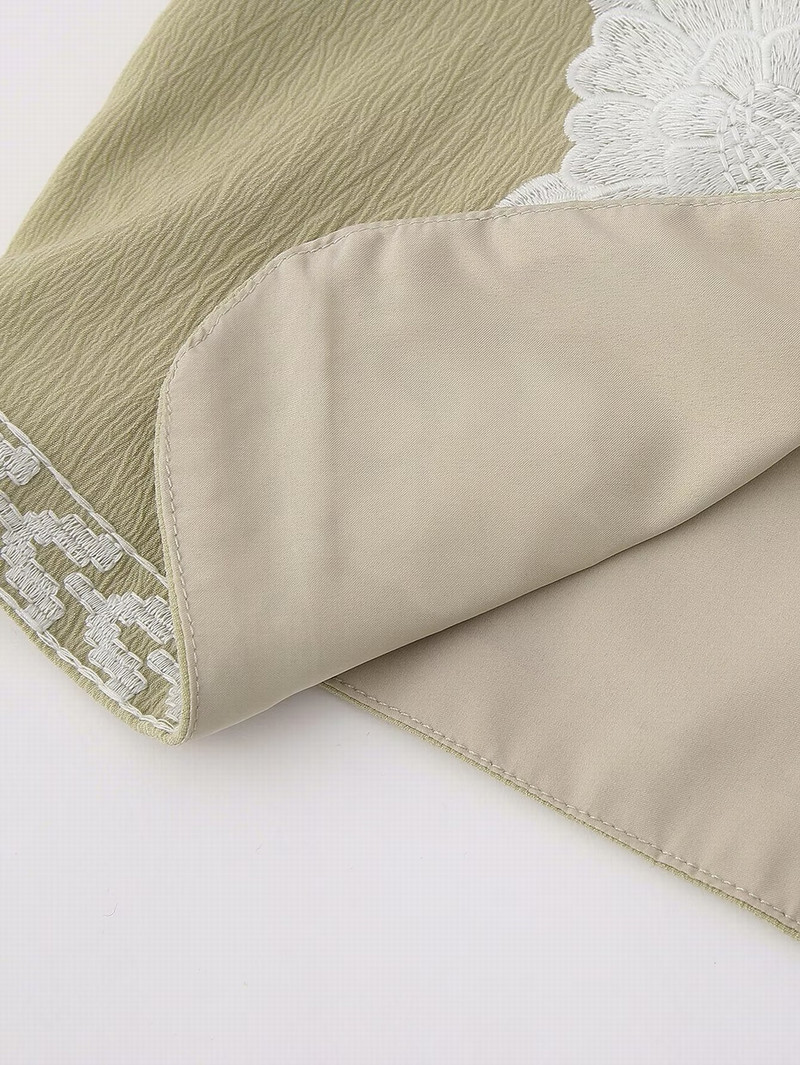 Γυναικείο γιλέκο με λουλουδάτο κέντημα 2023 Νέα ρούχα Ζεστά εκπτωτικά γιλέκο Μοντέρνα κοριτσίστικα τοπ ρούχα