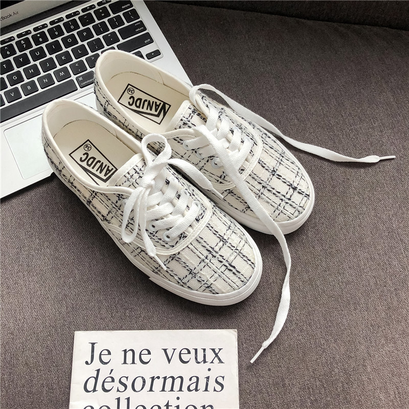 Suures suuruses 44 naiste Vulcanize kingad 2022. aasta kevad-/sügiskingad Naiste tossud, madalad (1 cm–3 cm) paeltega luksuslikud kaubamärgiga kingad, naine