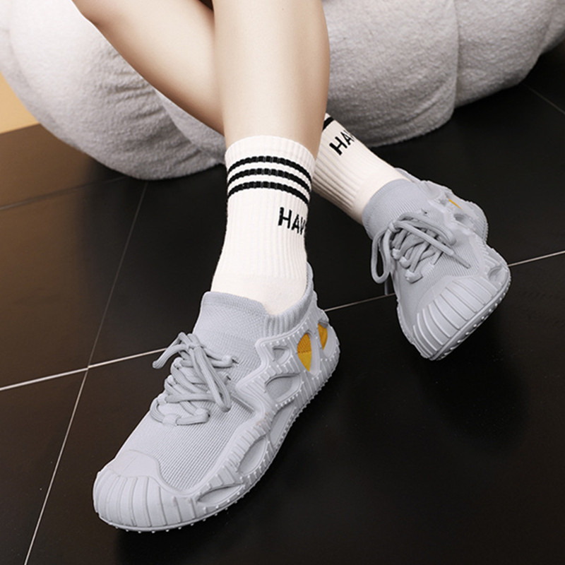 Kingad Naiste suvised tossud Mood 2023 Uued naiste vabaajajalatsid Hingavad sörkimisjalatsid Tudengite spordijalatsid Treener Tenis