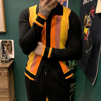 2023. aasta kevad- ja sügisene uus meeste Slim Fit polokardigan meeste kootud vertikaalse triibuga plokk-kampsun mantel Lihtne ülerõivas