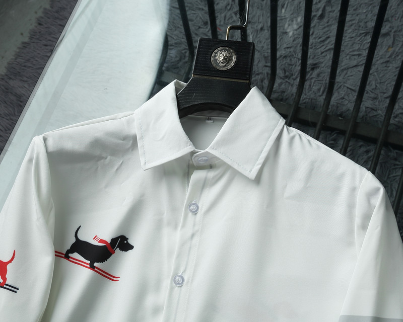 Μόδα Κλασικά μονόχρωμα πουκάμισα για άντρες Καλοκαιρινά μακρυμάνικα πουκάμισα βασικά επαγγελματικά πουκάμισα με γυριστό γιακά Ανδρικά αδύνατα πουκάμισα Κομψά μπλουζάκια