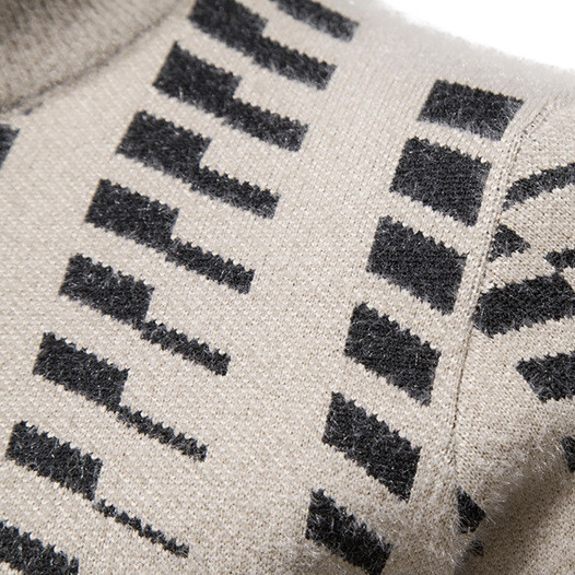 Νέο πουλόβερ με χειμερινό σχέδιο με στρογγυλό γιακά φθινοπωρινά μπλουζάκια με ριγέ Ζεστά ανδρικά ρούχα πανωφόρια