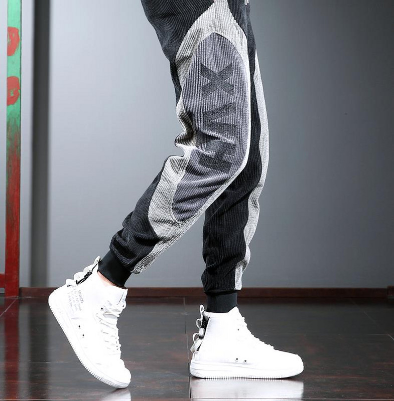 Klasična ulična odjeća Hip Hop Joggers Muške vrpce Cargo hlače Džepovi Taktičke ležerne muške hlače Trenirka K134