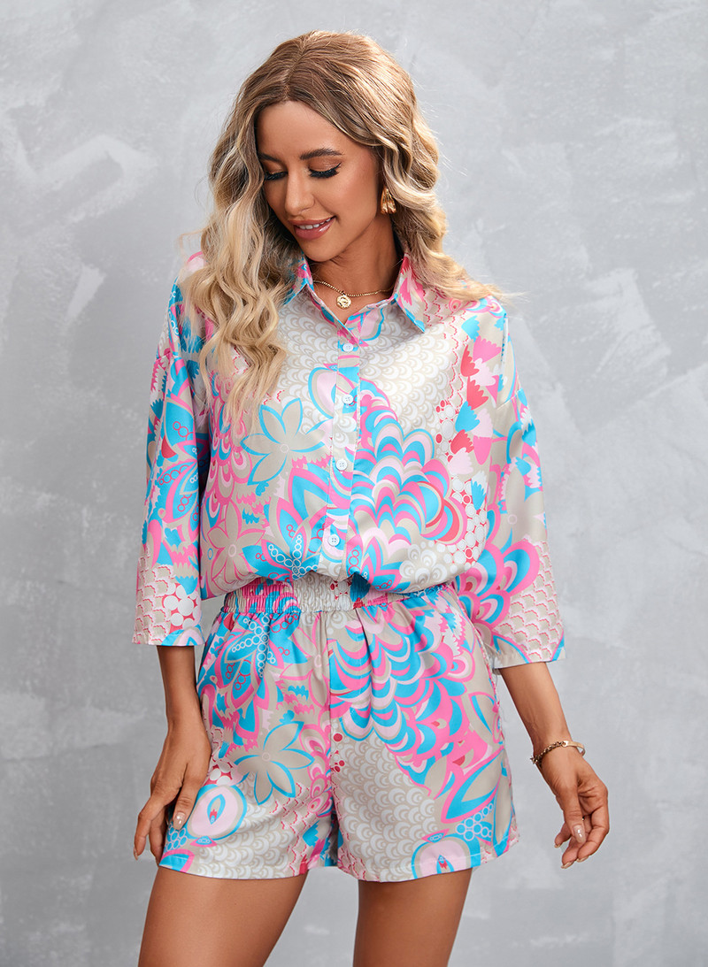 2023. aasta naiste uus kuum allahindlus, trükitud kolme neljandiku varrukatega lühikesed püksid vabaaja ülikond, kaheosaline komplekt, naiste rõivad