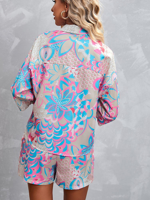 Elegantsed mustriga puuvillased kaheosalised komplektid šikk, kolme veerandvarruka ja kõrge vöökohaga lühikesed püksid, mis sobivad stiilseteks naiste kontori tänavarõivasteks