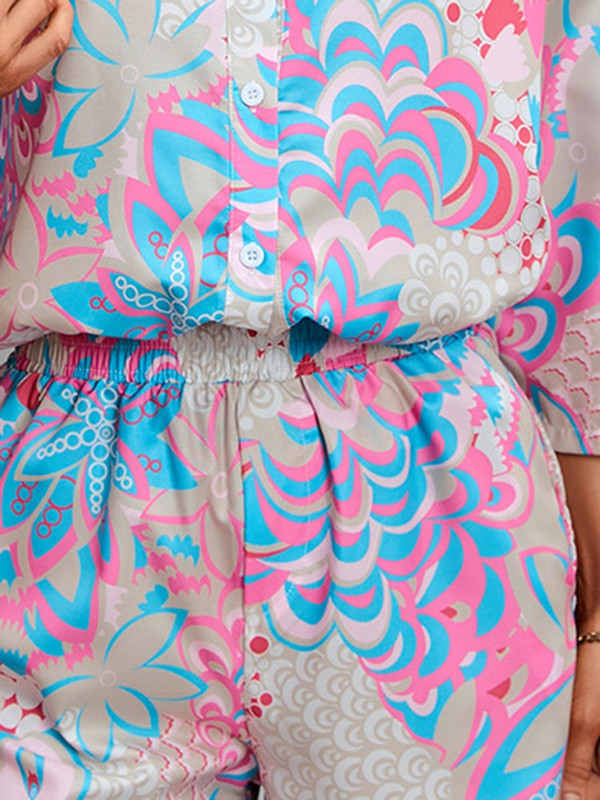 Elegantsed mustriga puuvillased kaheosalised komplektid šikk, kolme veerandvarruka ja kõrge vöökohaga lühikesed püksid, mis sobivad stiilseteks naiste kontori tänavarõivasteks