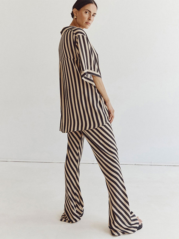 Naiste triibulise mustriga linane 2-osaline komplekt, poolvarrukatega särk ja sirgete pükstega kostüüm, 2023. aasta suvedaami šikk igapäevane tänavariietus