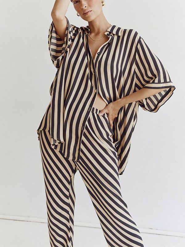 Naiste triibulise mustriga linane 2-osaline komplekt, poolvarrukatega särk ja sirgete pükstega kostüüm, 2023. aasta suvedaami šikk igapäevane tänavariietus