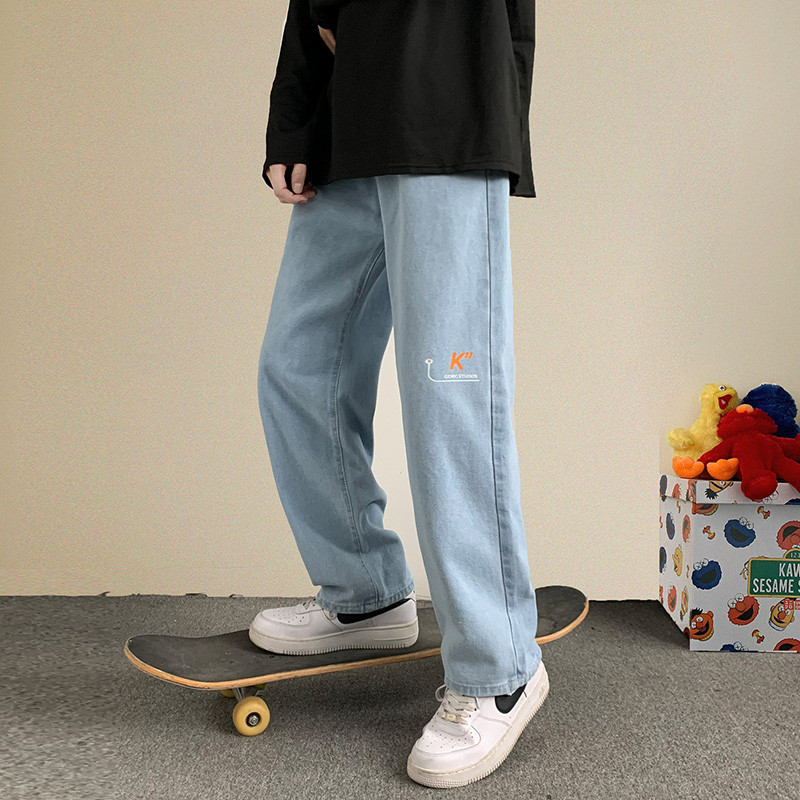 2021. aasta sügis, uued meeste kottis teksad, mood sirged teksapüksid, laia säärega püksid, mustad helesinised püksid, vabaaja püksid, meesterõivad