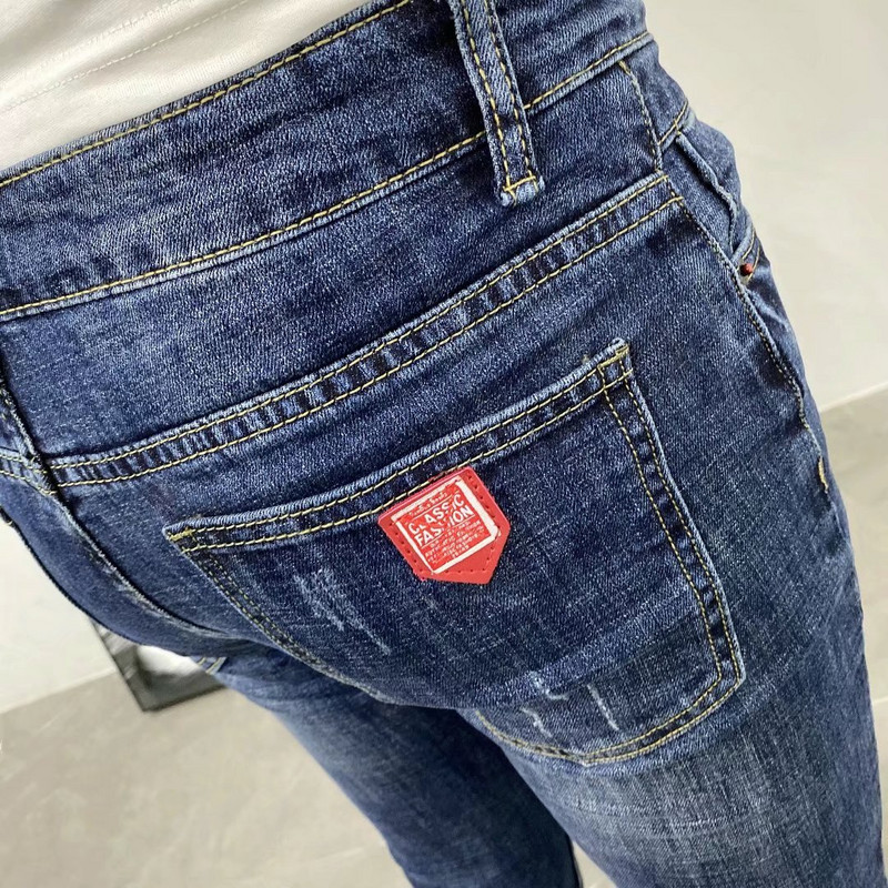 Jesen Zima Naljepnica Tamnoplave Slim Fit skraćene traperice Muške male noge No Iron Spirit Guy Stretch Pencil Denim Dizajnerske hlače