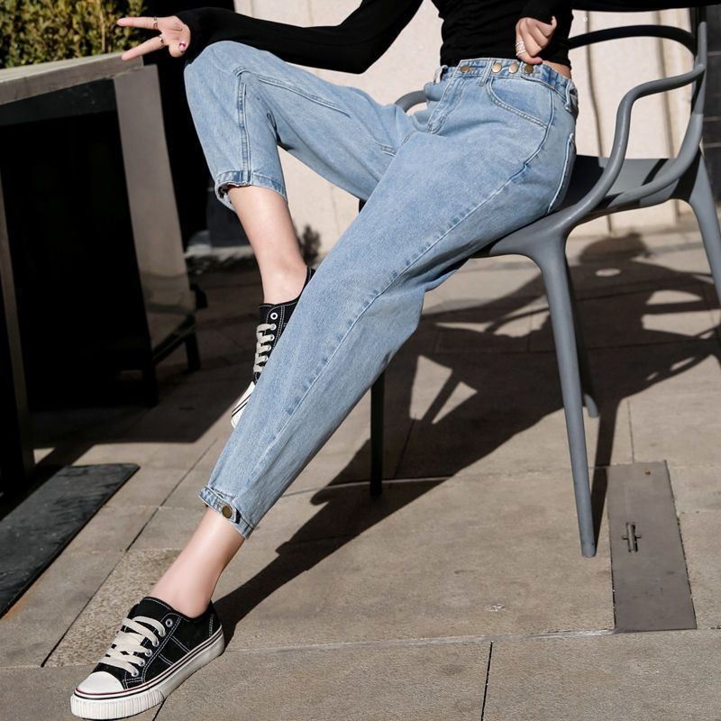 Rebenenud prindiga püksid Kpop katkised meeste kauboipüksid kitsad kitsenevad retro-rebitud aukudega teksad meestele Helesinised kõhn punk