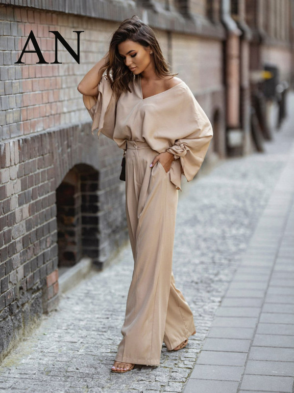 Kaheosaline naiste komplekt 2023 tänavastiilis ühevärviline moodne V-kaelusega nöörpükste komplekt Elegantne naiste komplekt