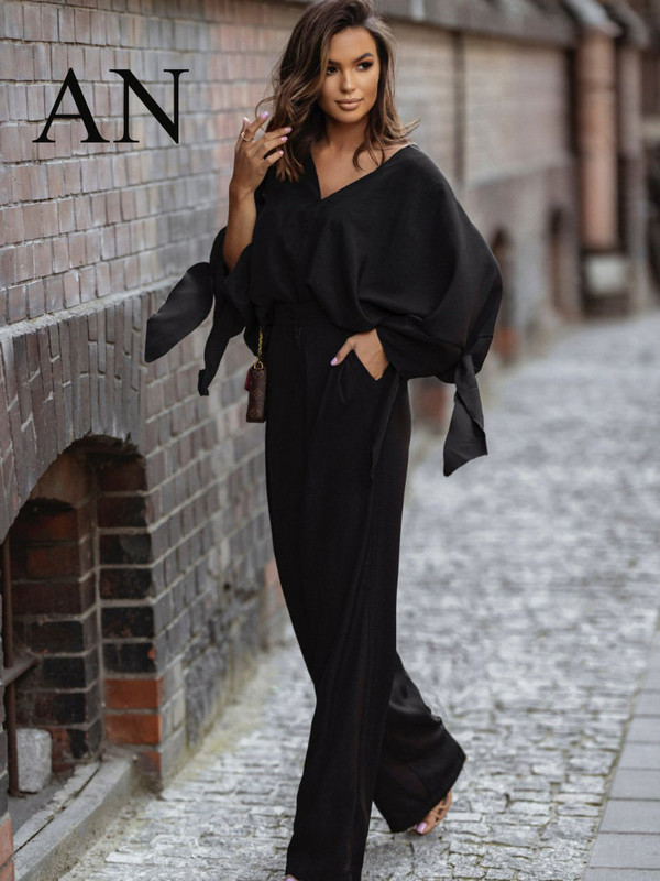 Kaheosaline naiste komplekt 2023 tänavastiilis ühevärviline moodne V-kaelusega nöörpükste komplekt Elegantne naiste komplekt