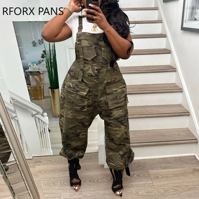 2023. Ženski kombinezon s kamuflažnim uzorkom s višestrukim pastelnim dekorom s džepovima i tregerima s debelim remenima