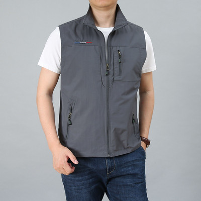 Meeste vestid Meeste jakk Varrukateta Vest Kevad Suvi Sügis Vabaajareisid Matkamine Töövest Mitme taskuga Vest Vest 5XL