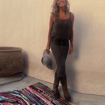 Tutt-seelikud, varrukateta topsid, kaheosaline komplekt Naiste rannastiilis õõnsad õhukese seelikuga rõivad Naistele tugeva õhukese seelikuga sobiv ülikond